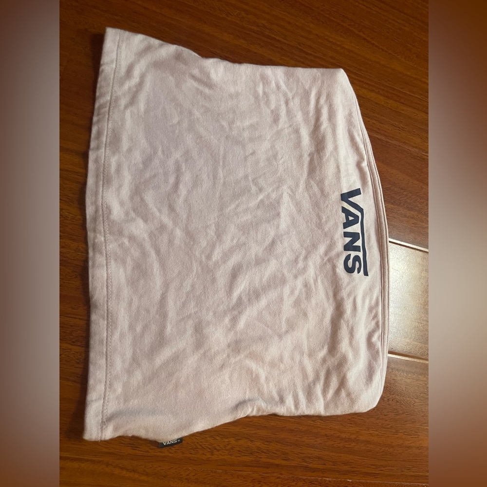 Vans sleeveless top